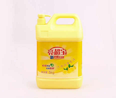 洗(xǐ)潔精如何除去廚具(jù)的汙垢 洗潔精如何除去廚具的汙垢