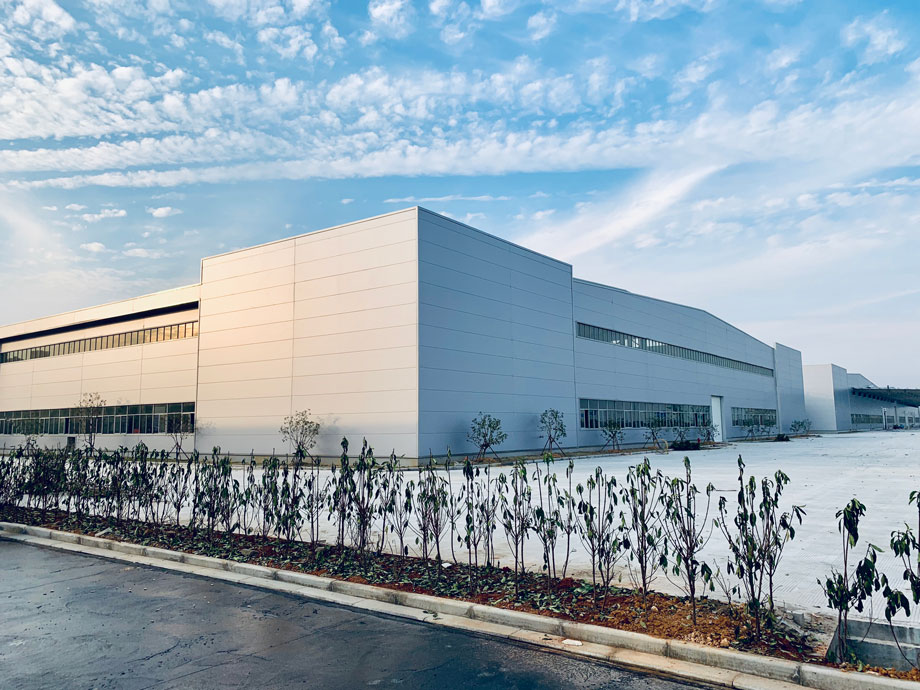 恒傑岩棉橫裝夾芯板