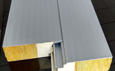 橫裝岩棉板夾芯板